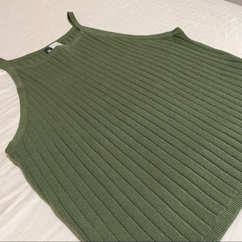 H&M Ribbed Tank Top - Picture 2 of 5